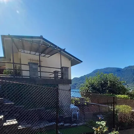 Vakantiehuis Lake&guzzi View -