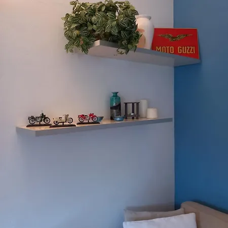 And Guzzi View - Holiday home *