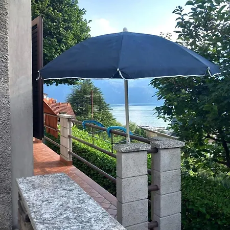 And Guzzi View - Holiday home *