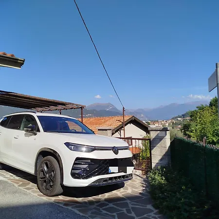 Holiday home And Guzzi View - Mandello del Lario